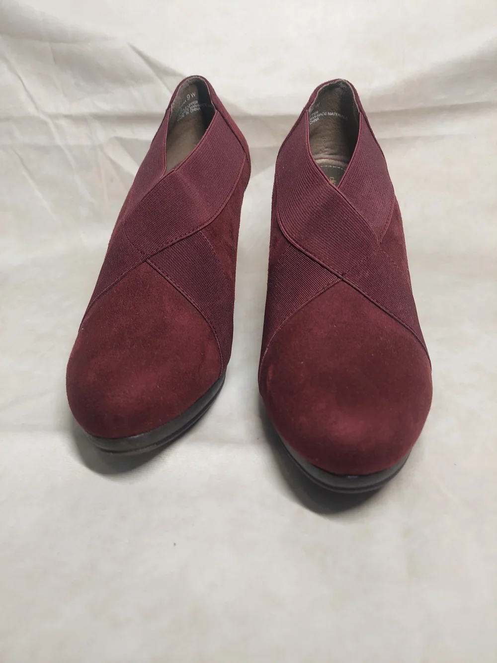 Cloudwalkers by Avenue Karina Burgundy Suede-Look Elastic X-Strap Heels 9W
